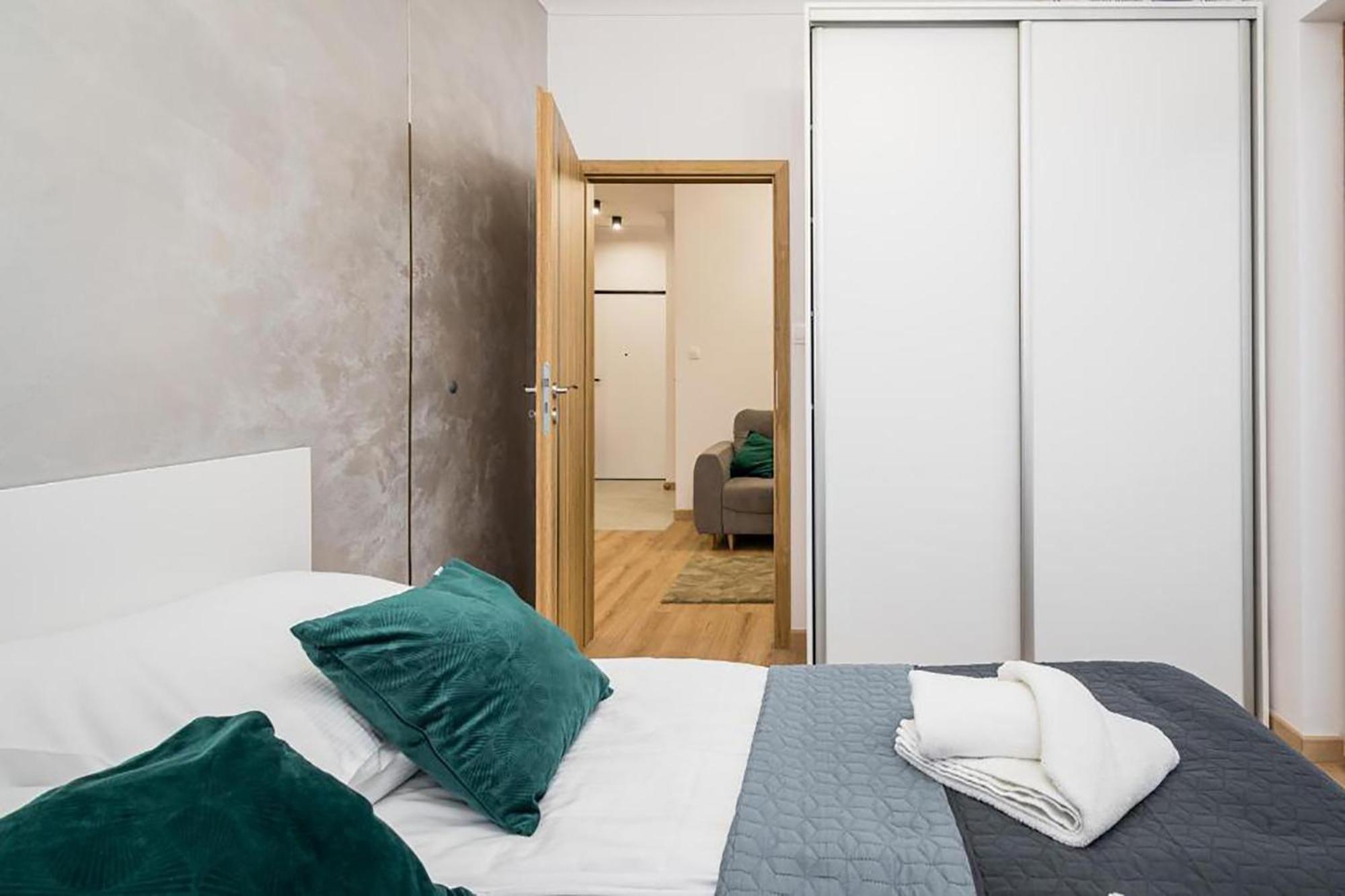 Deluxe Residence Apartment Krakow Bagian luar foto